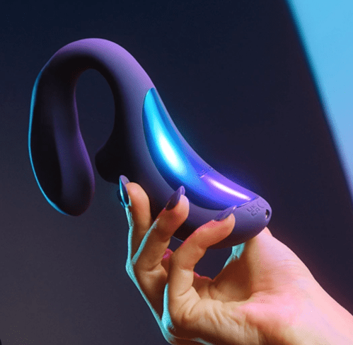 Best triple-stimulation rabbit vibrator: LELO Enigma Wave