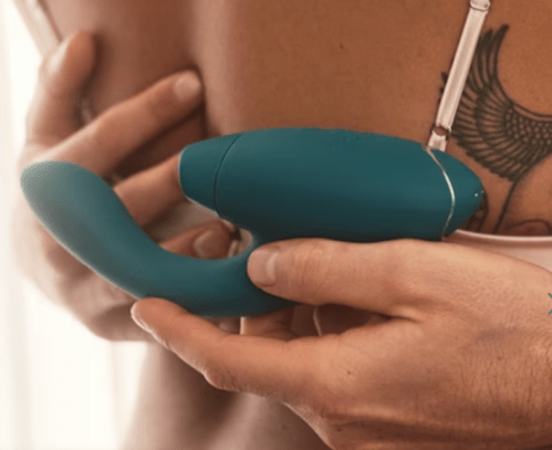 Best rabbit vibrator with clitoral suction technology: Womanizer Duo